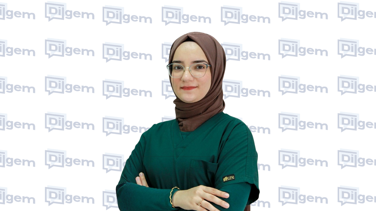 Balıkesir - Karesi / Fizyoterapist / Ebrar Gündoğan