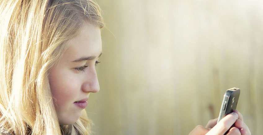 Hangi Yaşta Çocuğuma Telefon Almalıyım?