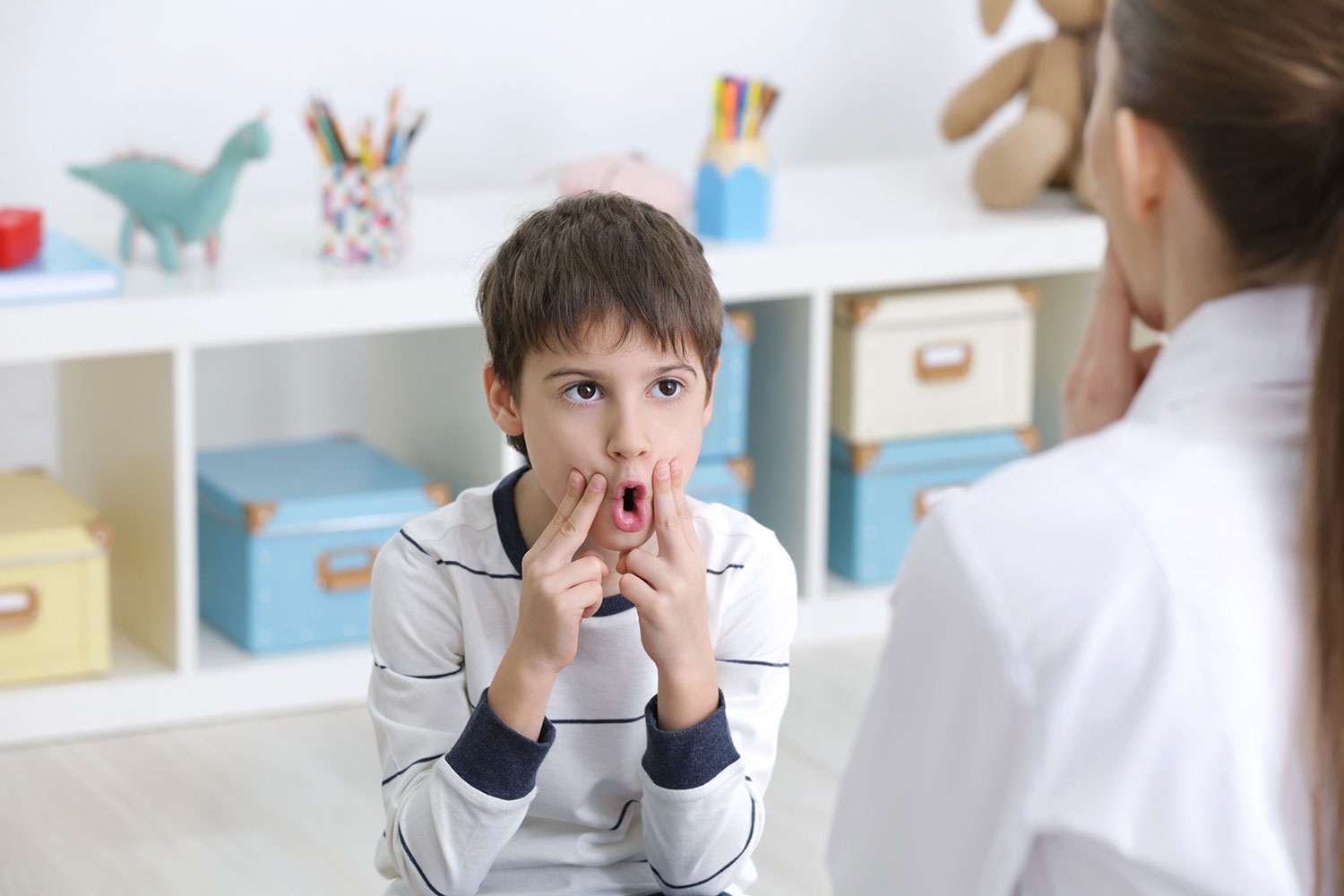 Çocuklar İçin Konuşma Terapisi: Konuşma Terapistinizle Konuşmanız Gereken 4 Konu